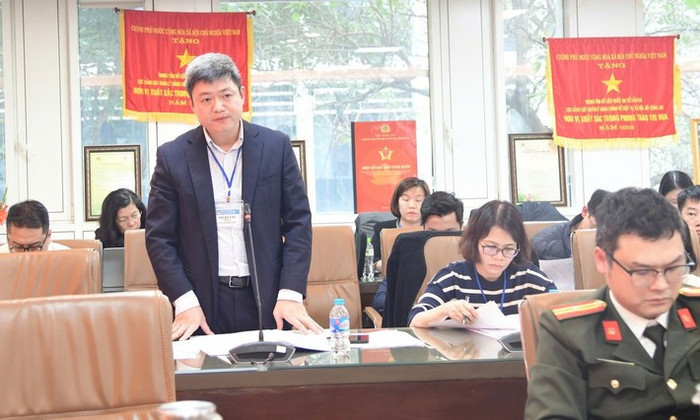 Các đại biểu góp ý tại hội thảo Các đại biểu góp ý tại hội thảo