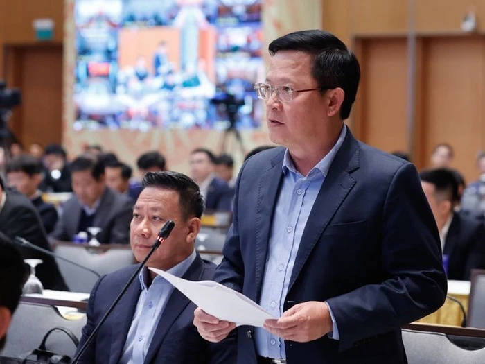Thứ trưởng Bộ Tư pháp Mai Lương Khôi trình bày về ứng dụng trí tuệ nhân tạo trong rà soát, xây dựng văn bản quy phạm pháp luật. Ảnh: VGP