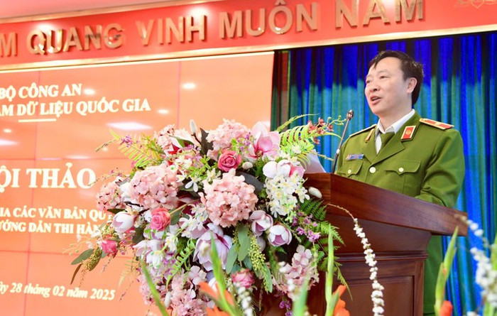 Giám đốc Trung tâm Dữ liệu quốc gia, Thiếu tướng Nguyễn Ngọc Cương phát biểu khai mạc Hội thảo Giám đốc Trung tâm Dữ liệu quốc gia, Thiếu tướng Nguyễn Ngọc Cương phát biểu khai mạc Hội thảo